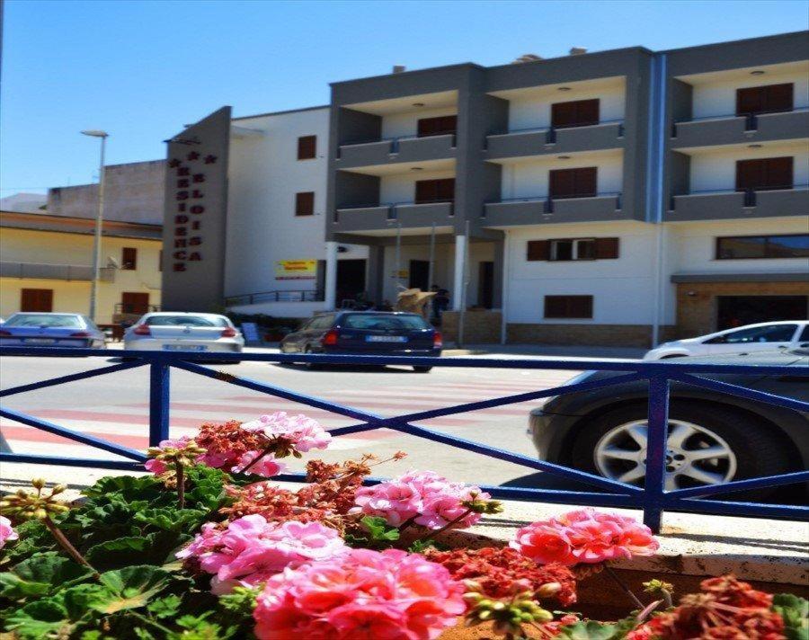 Residence Eloisa Appartamenti Balestrate Buitenkant foto